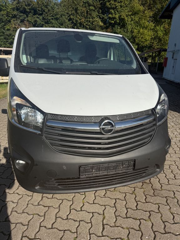 Opel Vivaro 133.726 km 12.500 € Neustadt i. H. 23730