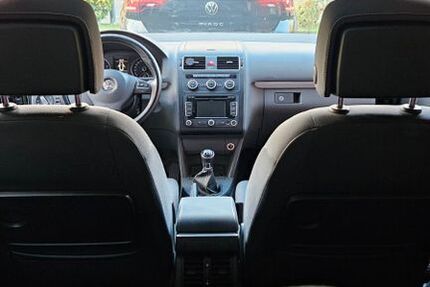 VW Touran 226.927 km 5.700 &euro; Sittensen 27419