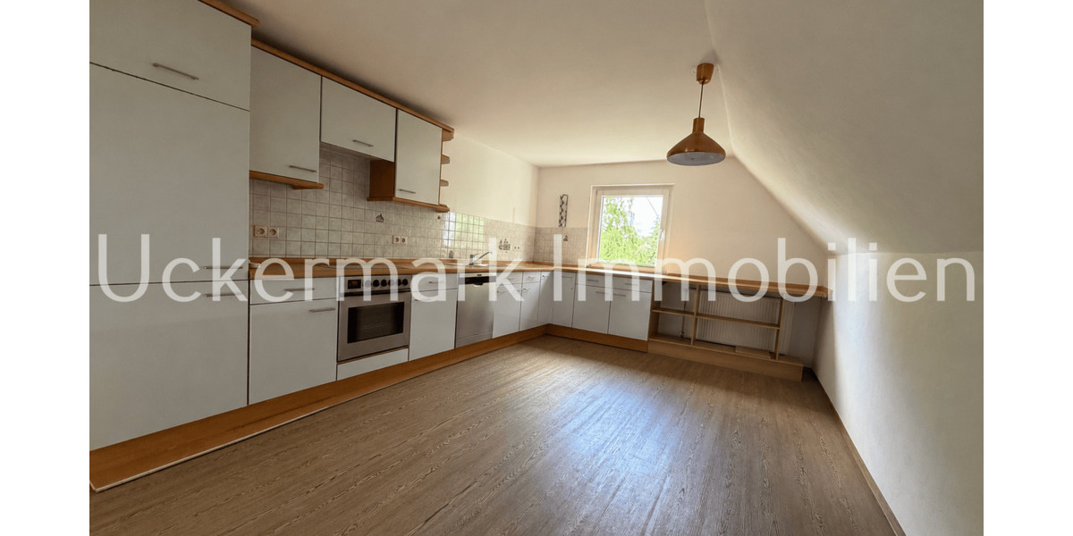 Einfamilienhaus Woldegk Bredenfelde - 8 Zimmer, 220 m&sup2;, 369.000&euro; | Angebot:26788101