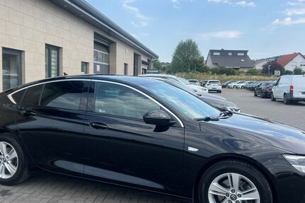 Opel Insignia 72.500 km 17.500 &euro; Volkmarsen 34471