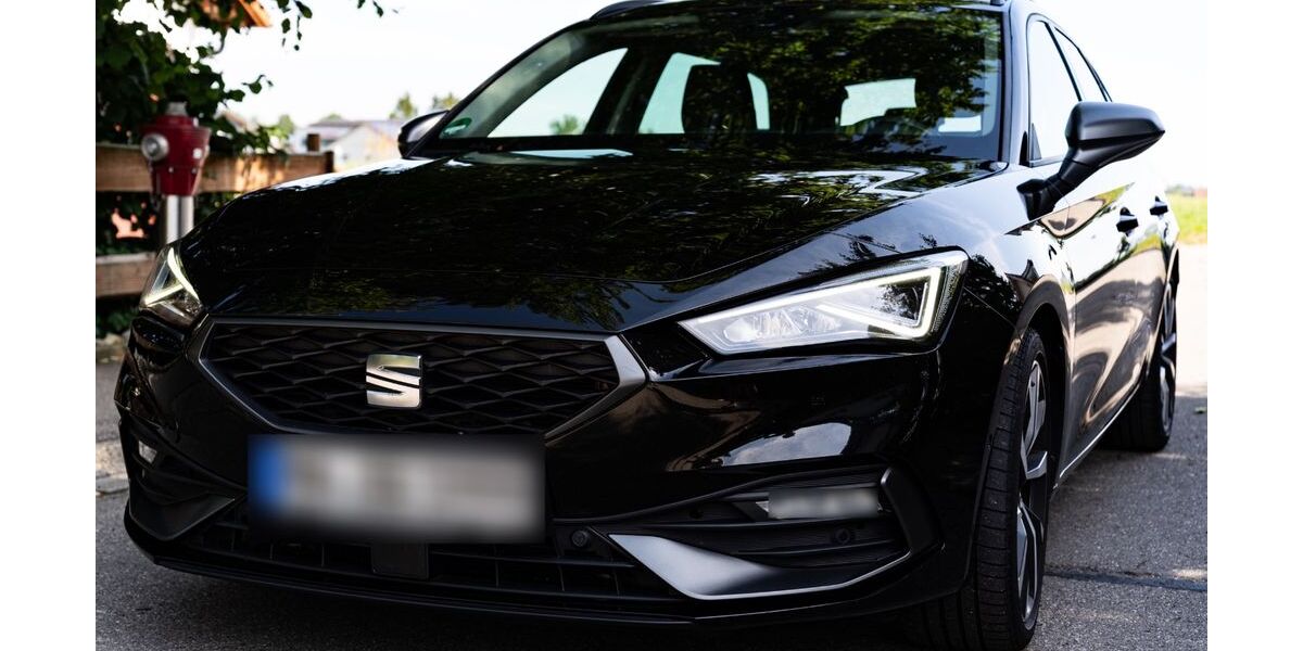 Seat Leon 67.850 km 19.900 &euro; Memmingerberg 87766