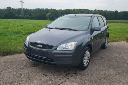 Ford Focus 148.314 km 2.500 € Illertissen 89257