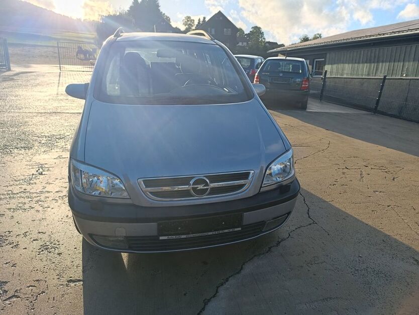 Opel Zafira 211.908 km 855 € Unterweid 98634