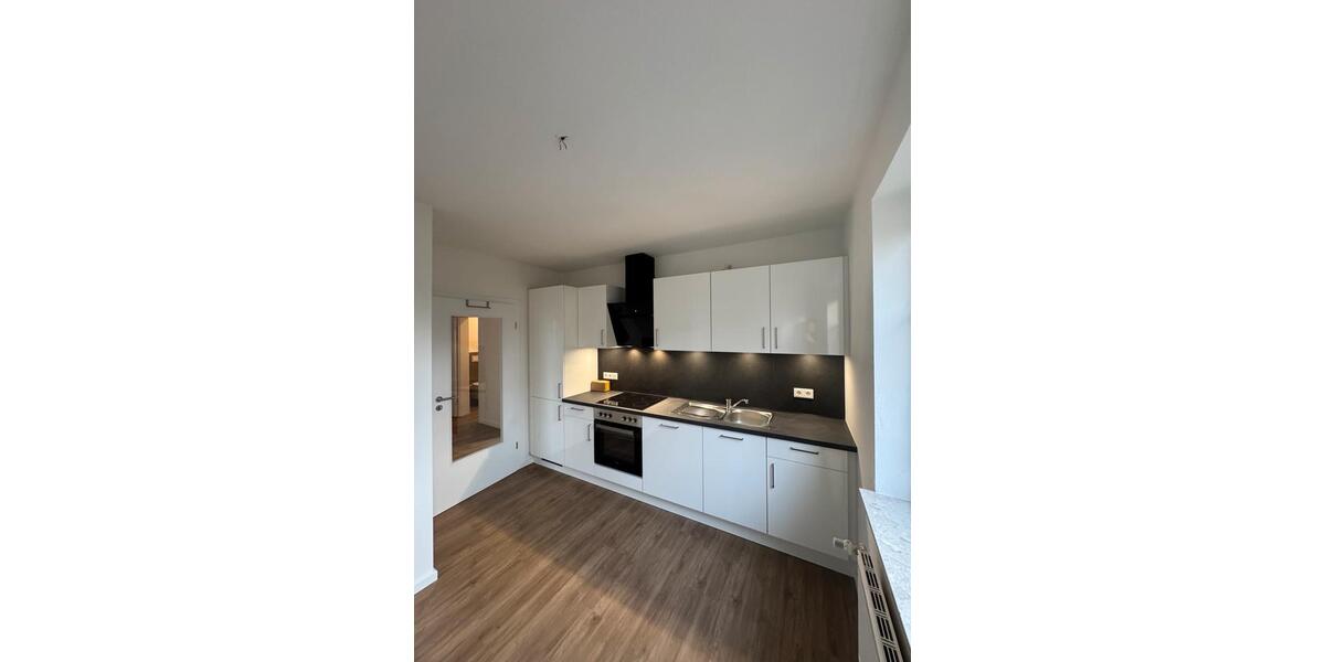 Exklusive EG Eigentumswohnung in bester Lage von Leer 3 zimmer