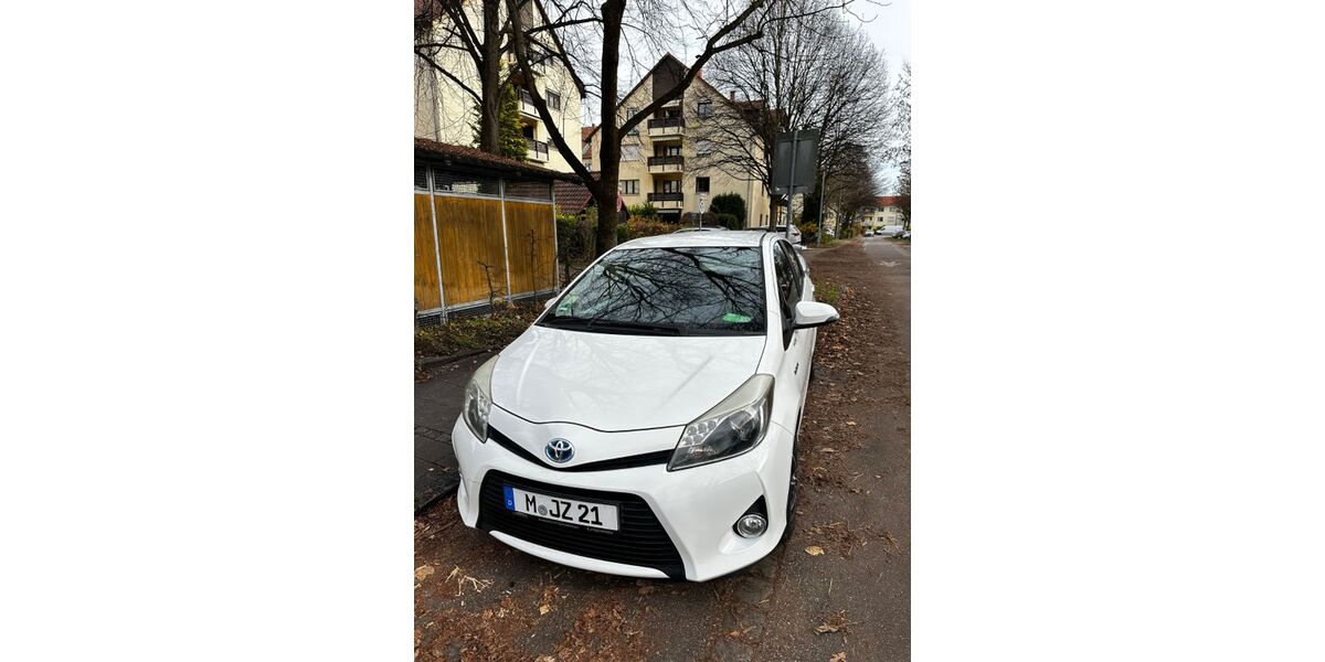 Toyota Yaris 156.000 km 9.200 &euro; Nürtingen 72622