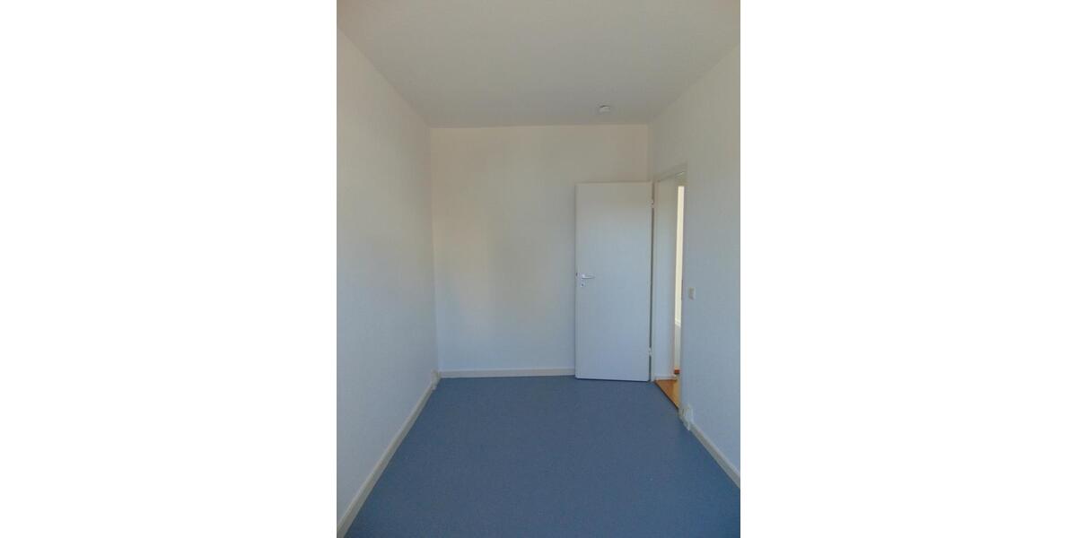 Etagenwohnung Sassnitz - 3 Zimmer, 64 m&sup2;, 385&euro; | Angebot:26351006