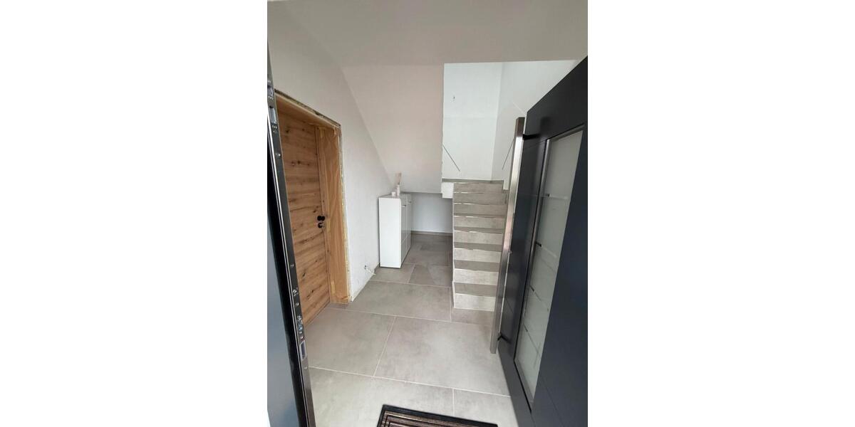 Etagenwohnung Ottweiler - 3.5 Zimmer, 75 m&sup2;, 870&euro; | Angebot:26430879