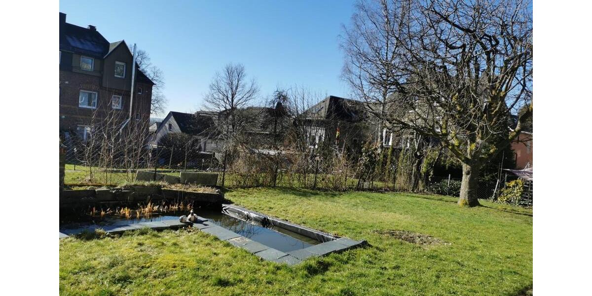 Zwei Wohnungen. Toplage. Nachhaltige Rendite. Siegen-Wellersberg. 4 zimmer