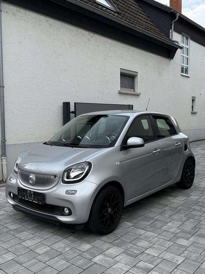 Smart forFour 100.607 km 7.300 € Haßloch 67454