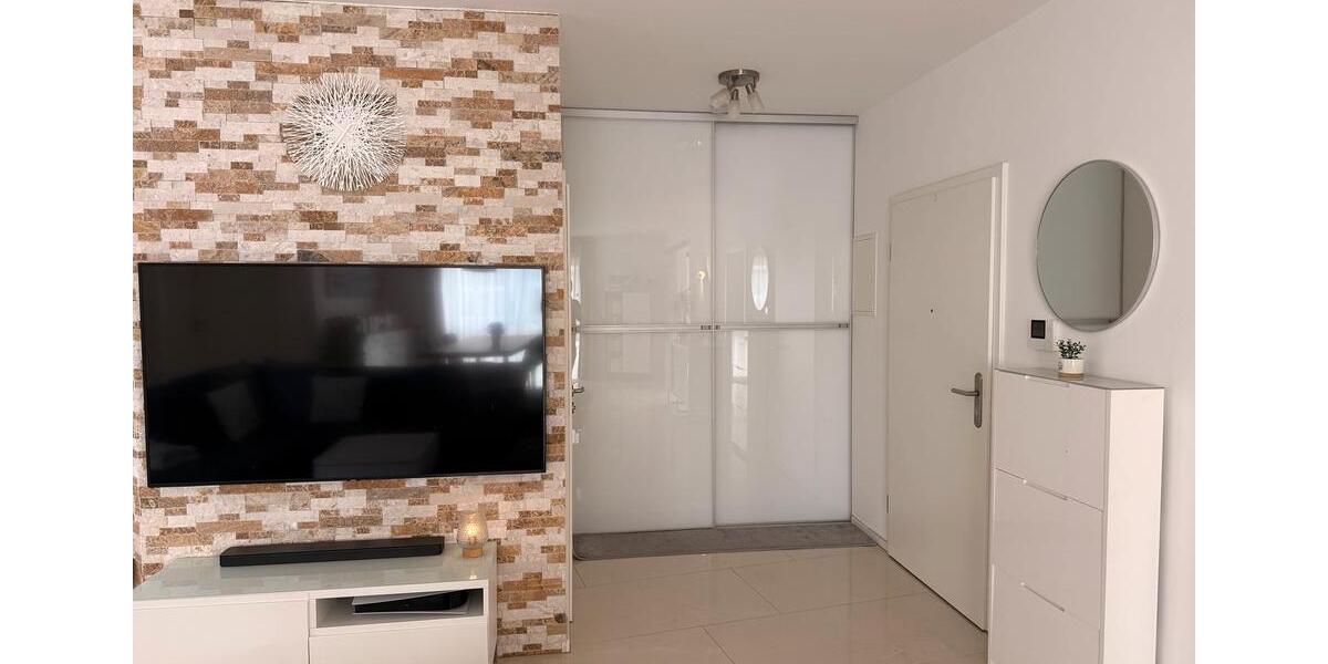 Etagenwohnung Wiesbaden Biebrich - 4 Zimmer, 114 m&sup2;, 2.000&euro; | Angebot:26038493