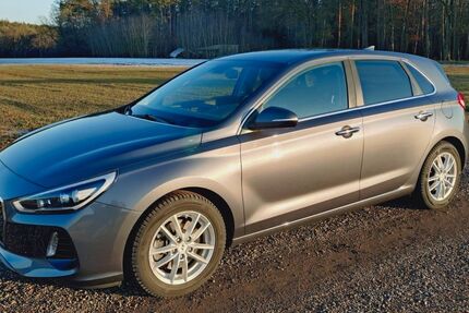 Hyundai i30 25.100 km 15.390 &euro; Hilpoltstein 91161