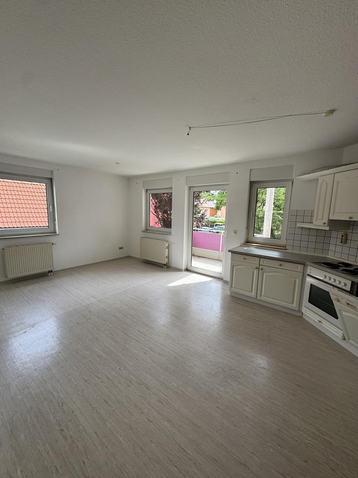 Attraktive 2-Zimmer Wohnung zur Miete mit Balkon in Herschfeld