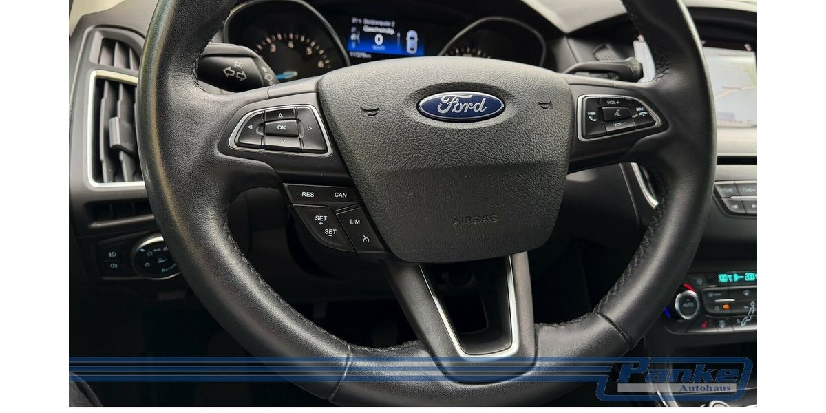 Ford Focus Titanium*AHK*SHZ*Tempo*Keyless*Navi* 117.279 km 8.900 &euro; Berlin 13187