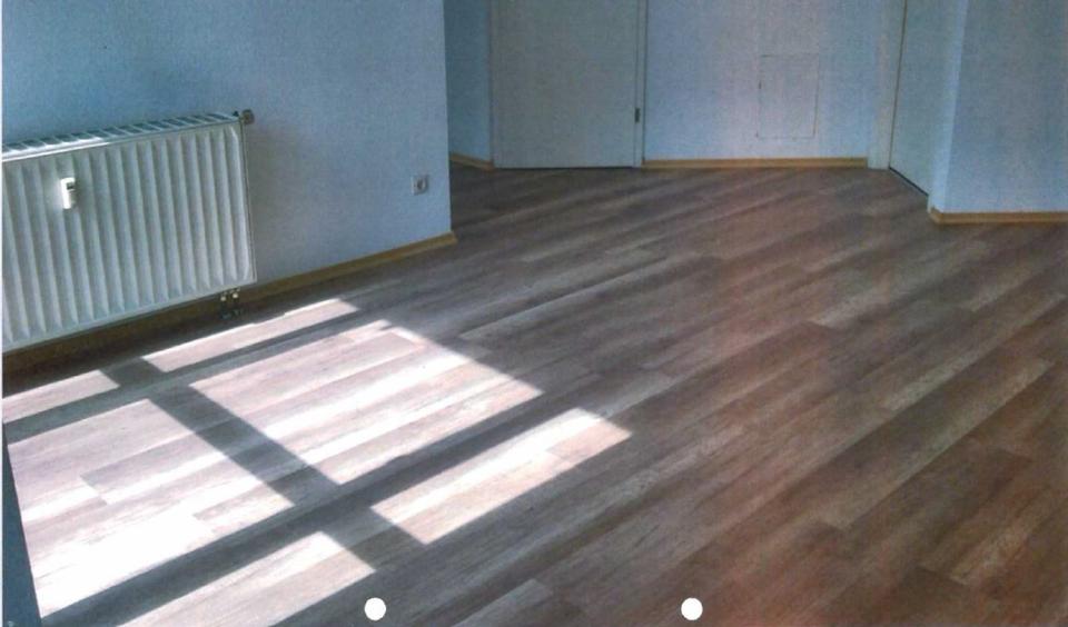 3-Zimmer-Wohnung, 2. OG mit Balkon, Keller u. TG, Ohne Makler 3 zimmer