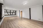 Einfamilienhaus Hilzingen - 7 Zimmer, 215 m&sup2;, 585.000&euro; | Angebot:25879468