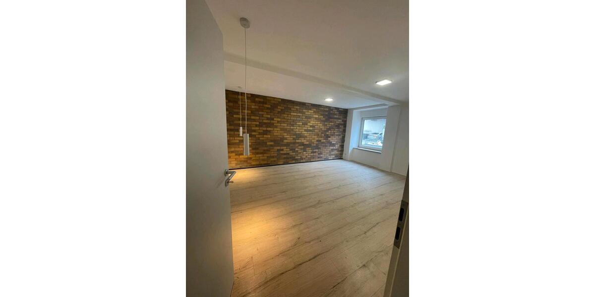 Erdgeschoßwohnung Neuhaus an der Pegnitz - 2.5 Zimmer, 85 m&sup2;, 750&euro; | Angebot:26170780