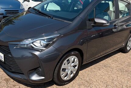 Toyota Yaris 28.700 km 11.990 &euro; Rhauderfehn 26817