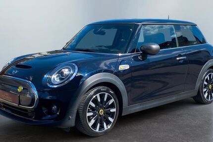 Mini Cooper SE 49.738 km 16.480 € Wartenberg-Angersbach 36367