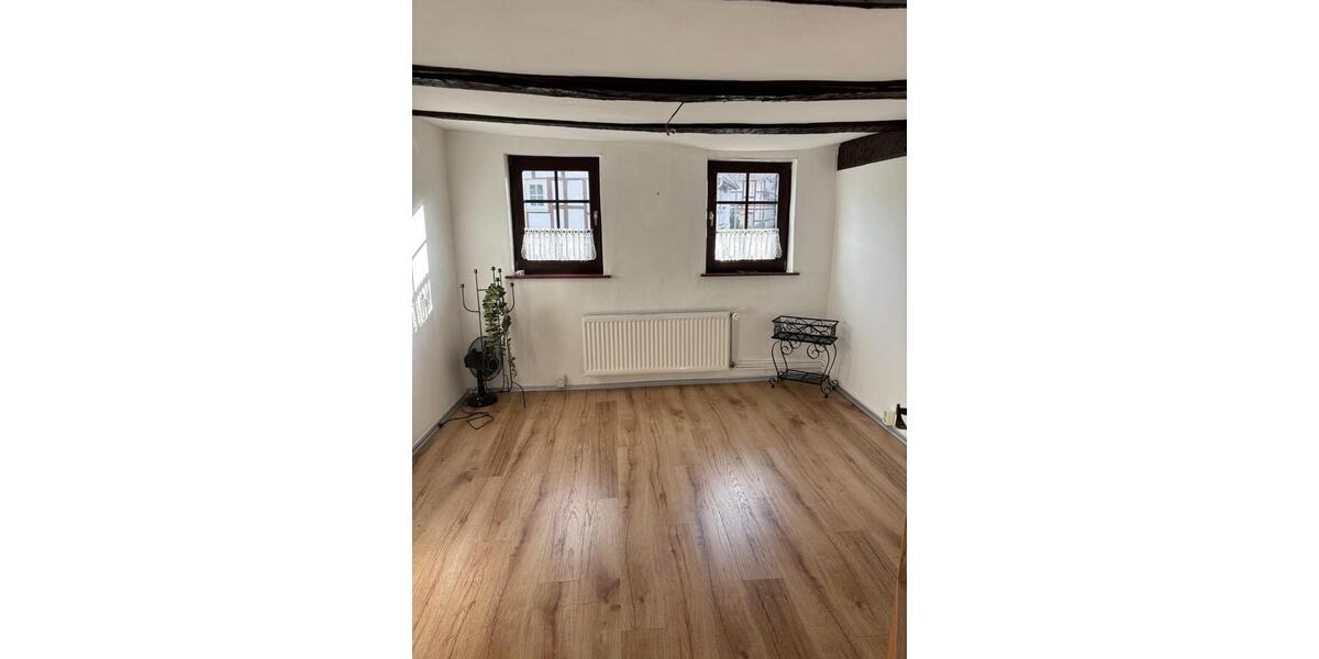 Einfamilienhaus Korbach - 6 Zimmer, 115 m&sup2;, 269.000&euro; | Angebot:27022369