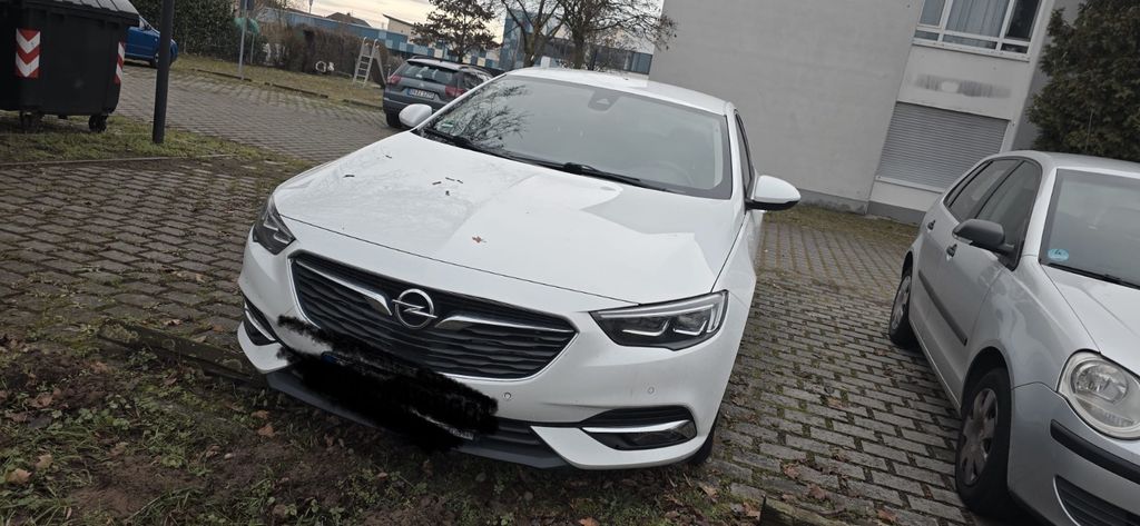 Opel Insignia 223.000 km 8.900 &euro; Weiterstadt 64331