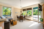 Modernisiertes Schmuckstück mit Dachterrasse mit Blick ins Grüne & TG - Stellplatz! - Etagenwohnung Halstenbek | Angebot:27303023
