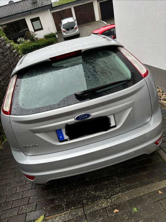 Ford Focus 136.700 km 3.750 € Trierweiler 54311