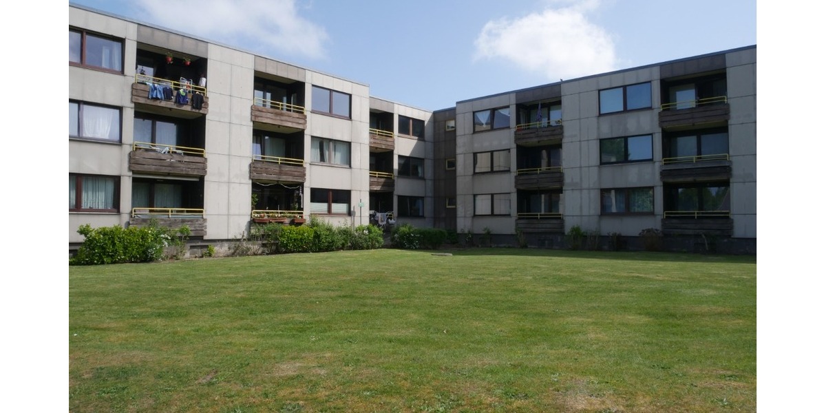 Etagenwohnung in Husum - mietfrei - 2 Zimmer mit Süd-Balkon zu verkaufen! 2 zimmer