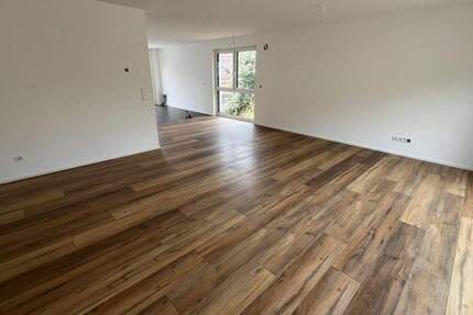 Haus Heilbronn / Kirchhausen Kirchhausen - 5 Zimmer, 166 m&sup2;, 2.349&euro; | Angebot:24040720