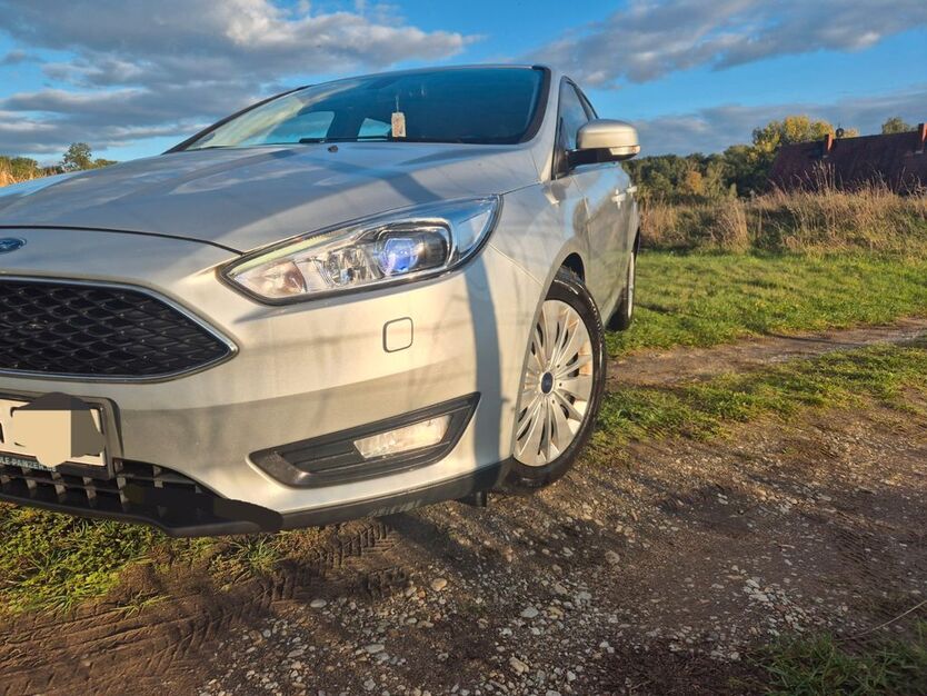 Ford Focus 174.000 km 8.500 € Nossen 01683