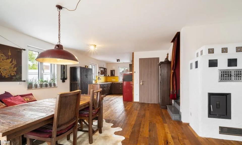 Doppelhaushälfte Bj. 2016 5 zimmer