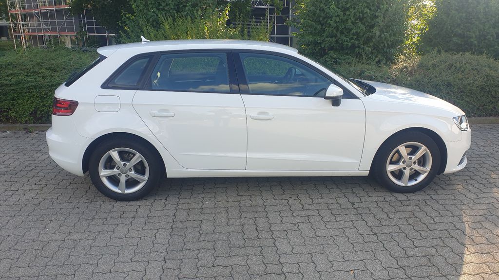 Audi A3 75.648 km 11.900 &euro; Karlsruhe 76227