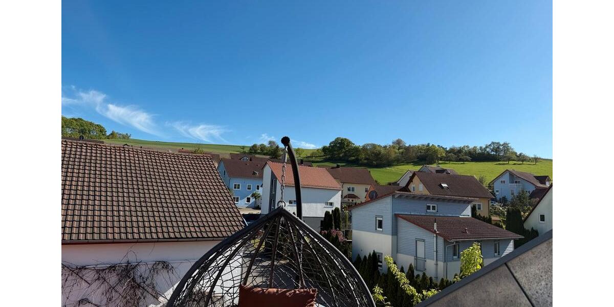 Dachgeschoßwohnung Lauda-Königshofen Königshofen - 2.5 Zimmer, 80 m&sup2;, 850&euro; | Angebot:26330008