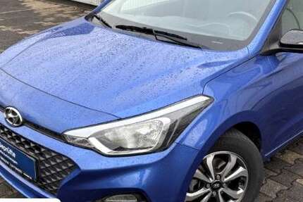 Hyundai i20 81.000 km 11.990 € Hattingen 45525