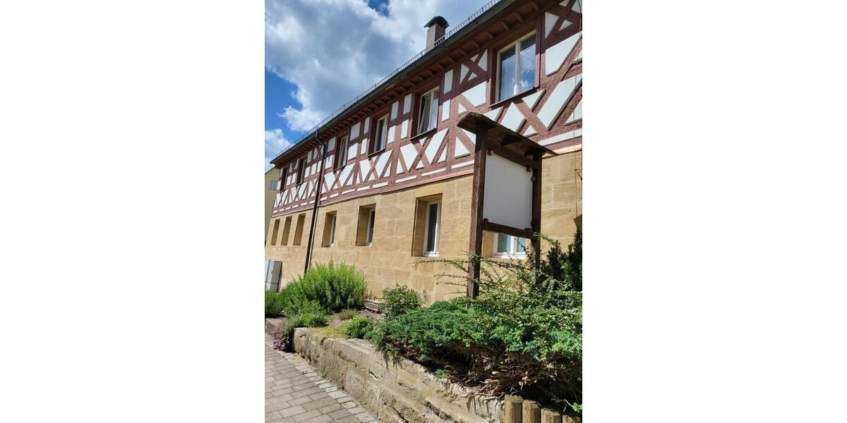 4% Mietrendite; Denkmalabschreibung und Ausbaureserve 12 zimmer