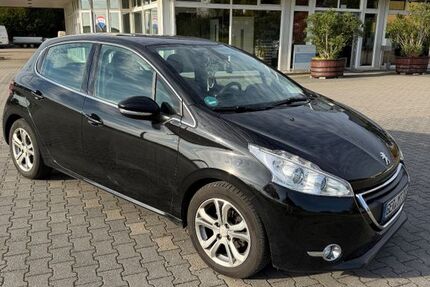 Peugeot 208 177.000 km 6.090 € Kandel 76870