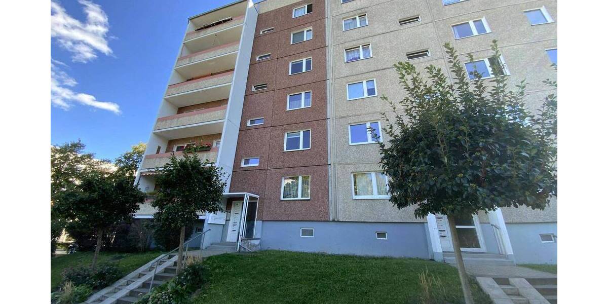 Etagenwohnung Saalfeld - 4 Zimmer, 121 m&sup2;, 105.000&euro; | Angebot:25732022