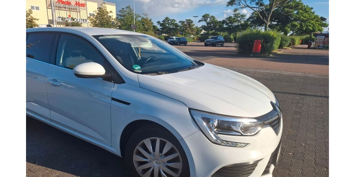 Renault Megane 66.000 km 8.700 &euro; Dessau-Roßlau 06844