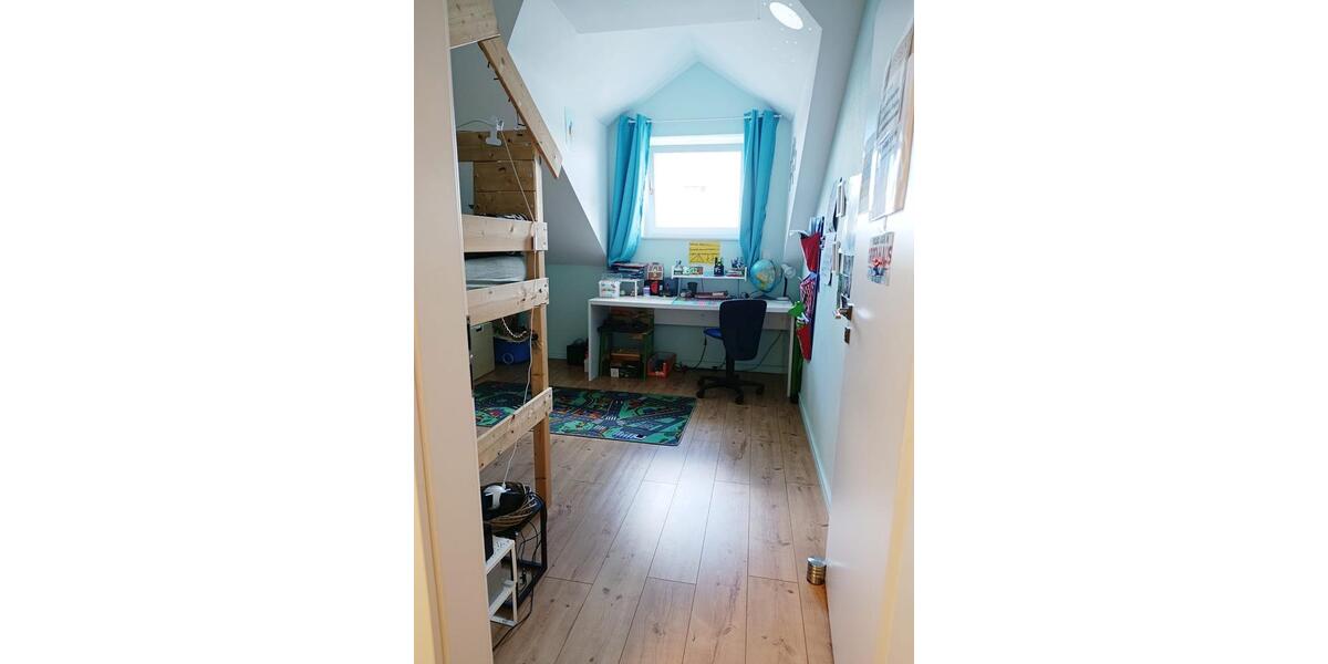 Moderne Doppelhaushälfte mit ELW in KFW 40+ 5 zimmer