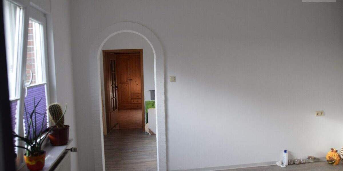 Einfamilienhaus Friedburg Upschört Wiesmoor - 5 Zimmer, 209 m&sup2;, 325.000&euro; | Angebot:25895515