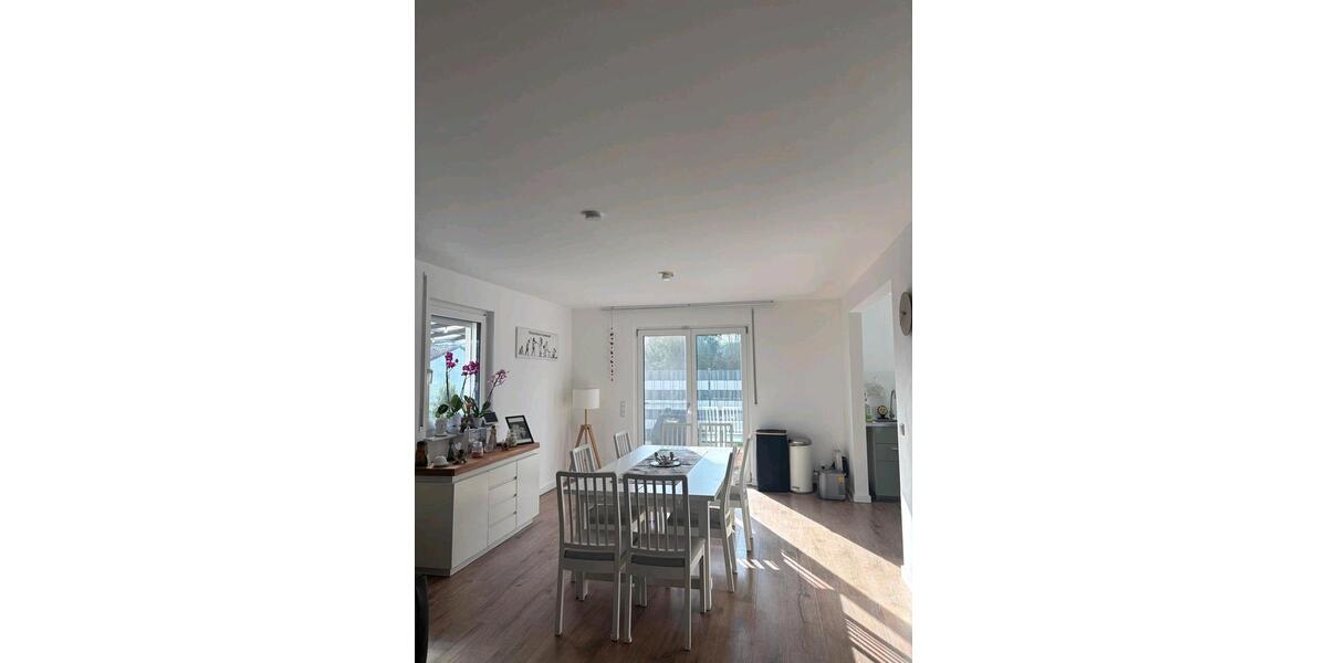 Einfamilienhaus Nidderau - 4 Zimmer, 130 m&sup2;, 1.950&euro; | Angebot:26190330