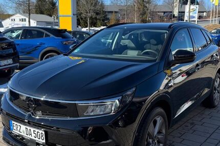 Opel Grandland (X) 7.000 km 25.000 &euro; Schneeberg 08289