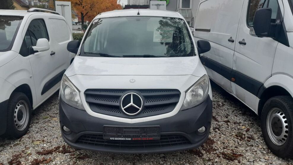Mercedes-Benz Citan 289.815 km 6.700 € München 81247