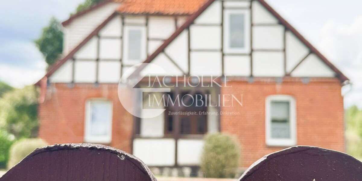Einfamilienhaus Wrestedt - 12 Zimmer, 256 m&sup2;, 168.000&euro; | Angebot:27281986