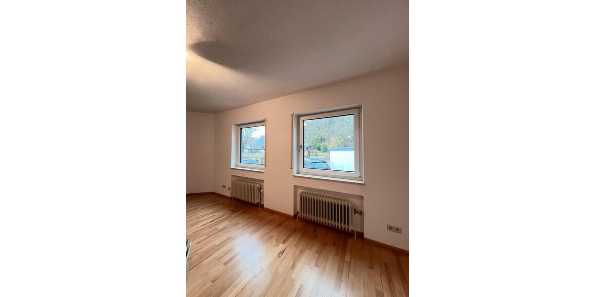 Hochparterre Gengenbach - 3.5 Zimmer, 95 m&sup2;, 1.100&euro; | Angebot:25160965
