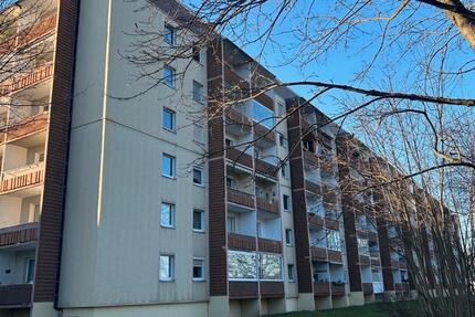 Wohnung Mülsen - 3 Zimmer, 69 m&sup2;, 380&euro; | Angebot:26278155