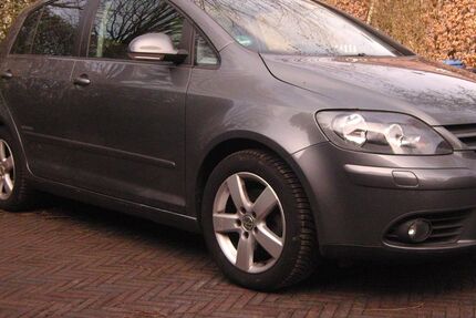 VW Golf 110.020 km 4.350 &euro; Pinneberg 25421