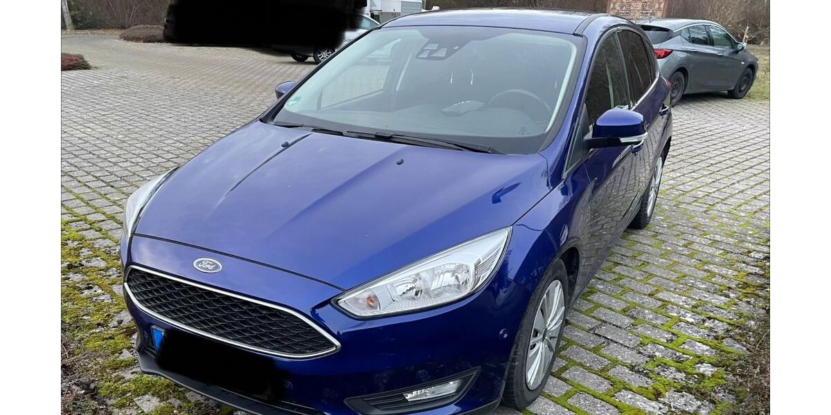 Ford Focus 124.800 km 4.999 &euro; Weinbach 35796