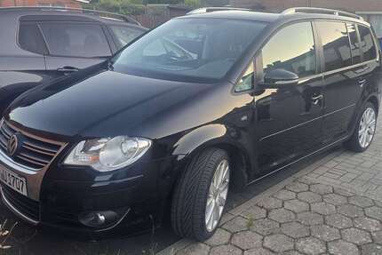VW Touran 131.000 km 6.000 &euro; Bornhöved 24619