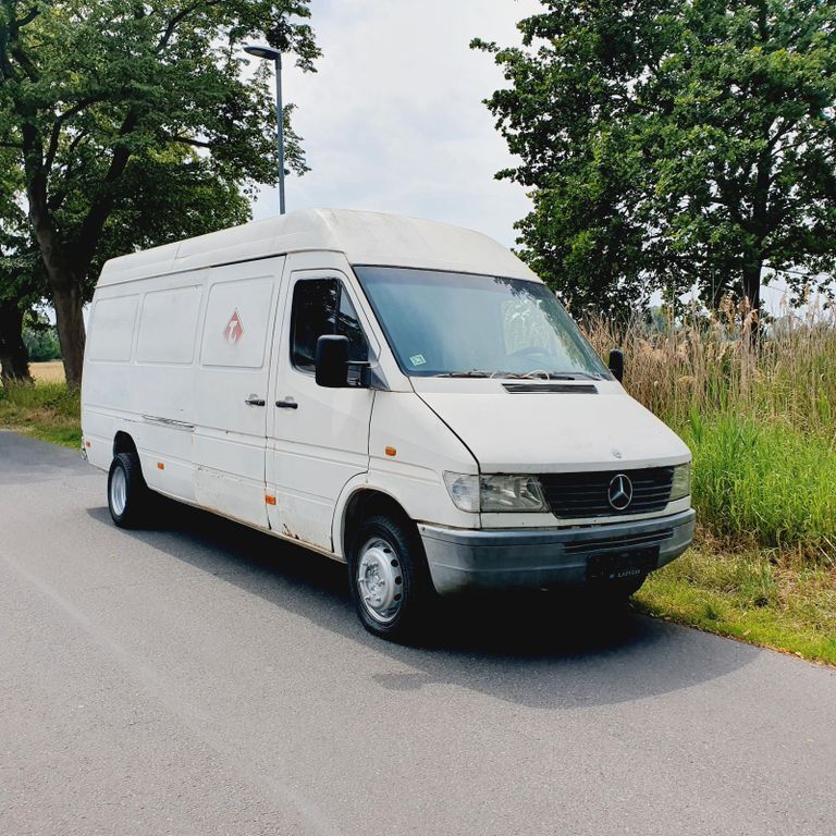 Mercedes-Benz Sprinter 175.665 km 4.800 € Berlin 13629
