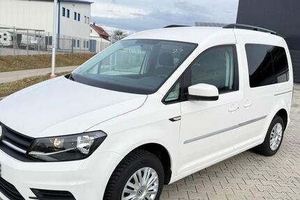 VW Caddy 182.000 km 10.600 &euro; Köfering 93096